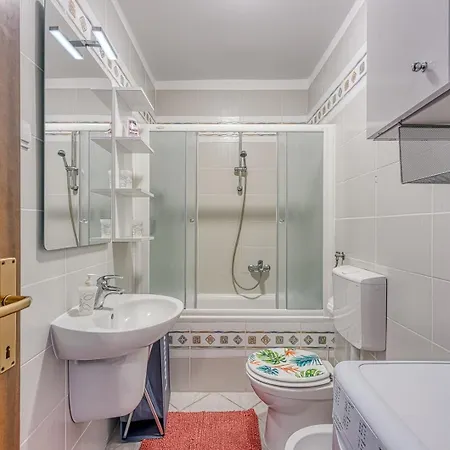 Guest house Betiga 3*