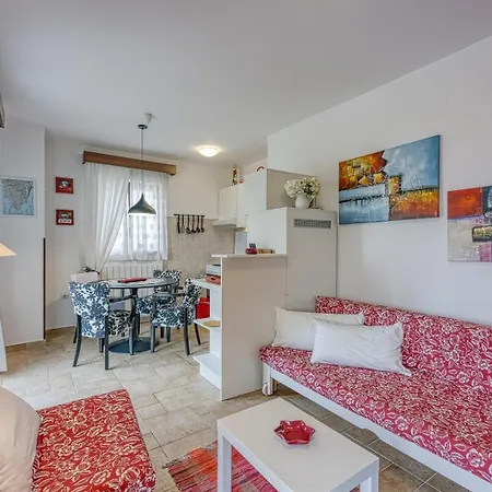 Guest house Betiga 3*