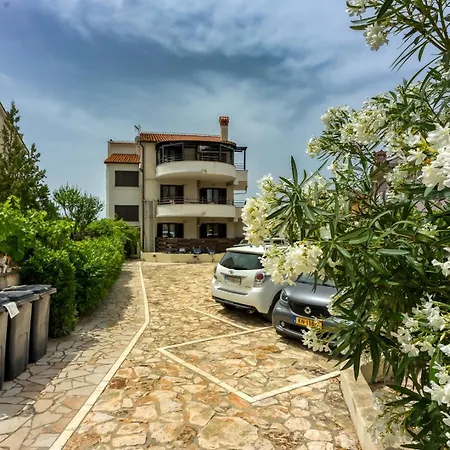 Betiga Guest house 3*